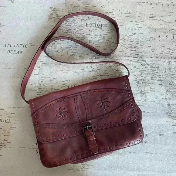 Matisse Boho Leather Convertible Crossbody Clutch Purse Bag - Picture 1 of 7